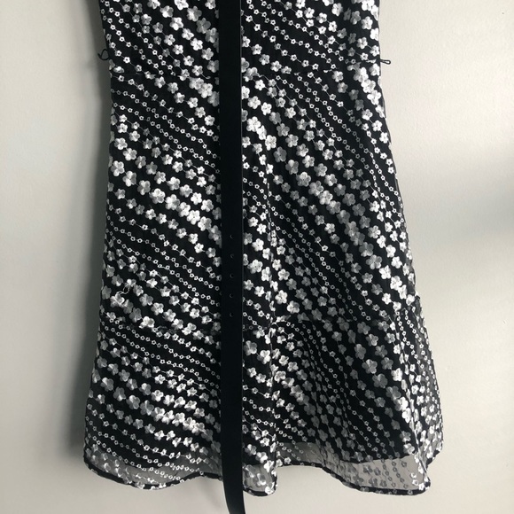 EVERYTHING MUST GO: MICHAEL KORS FLORAL PRINT DRESS - Picture 9 of 10